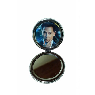 三角洲行动周边吴彦祖之镜双面折叠圆形化妆镜子珍藏游戏模型道具