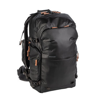 Shimoda摄影包户外都市旅行相机包专业背负双肩独立单反内胆背包explore v2翼铂系列E25 e30 e35黑色军绿色