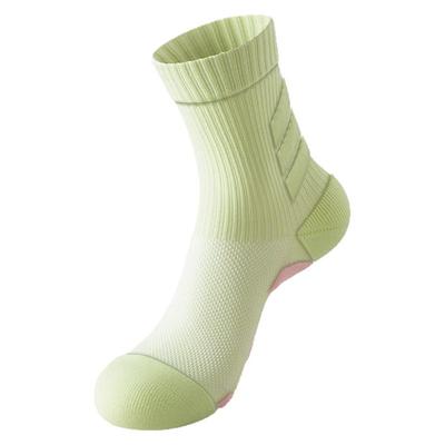 羽毛球运动袜子女中筒专业健身