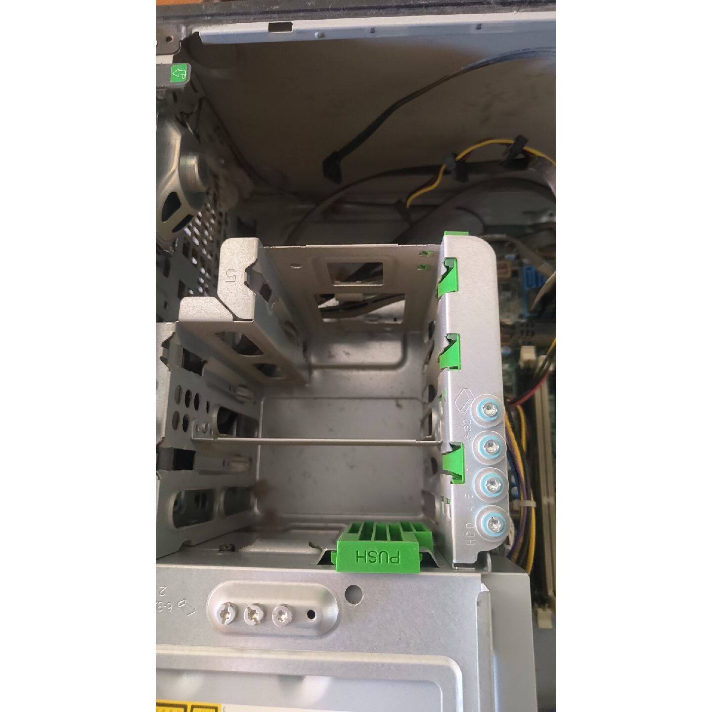 议价惠普 840 G1 TWR台式机主机 准有10台 带光驱