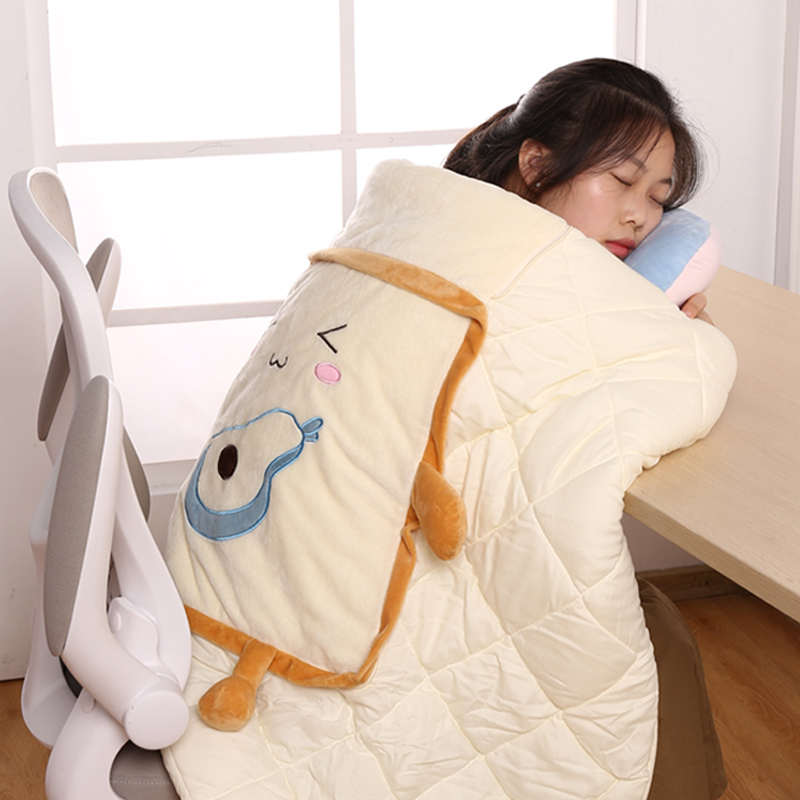 护家抱枕被子两用新款汽车抱枕毯子二合一抱枕被加厚办公室午睡毯