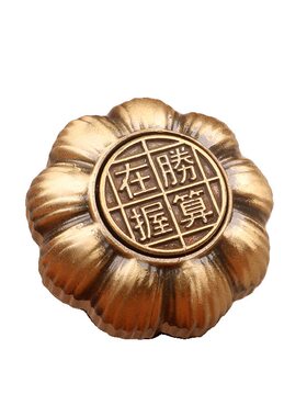 黄铜胜算在握手把件创意把玩