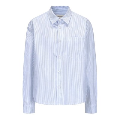 干净舒适长袖衬衫短宽版型翻领