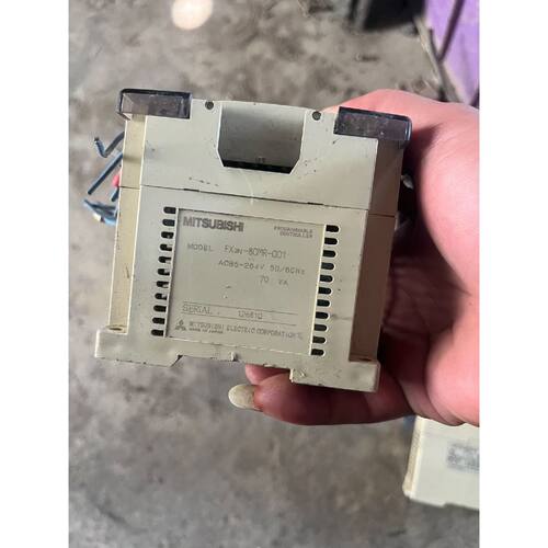 在线议价三菱PLC FX2N-80MR-001 FXON-8ER 拆