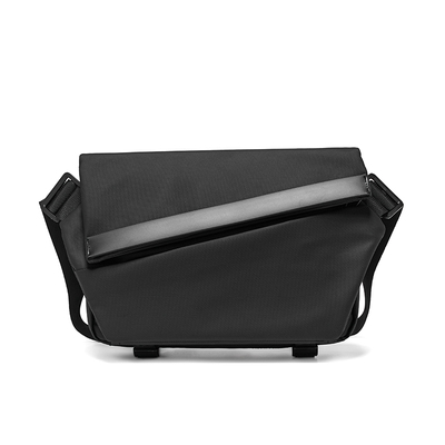 百搭胸包邮差包骑行包机车背包