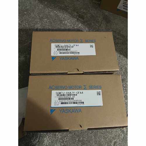 询价SGM7J-04A7Y-CFA4。马达，保修一年