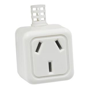 新品热销 220V监控电源三脚三孔母插头插座纯铜室外防水盒家用