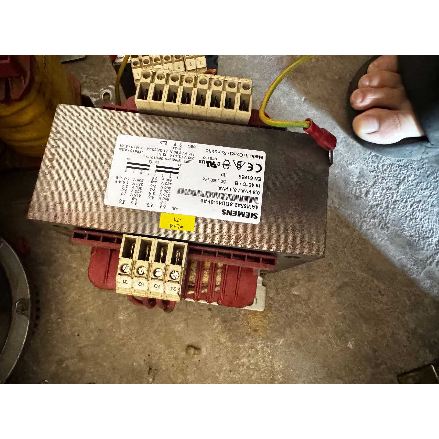 议价西门子变压器 4AM5542-8DD40-0FA0，捷克原装