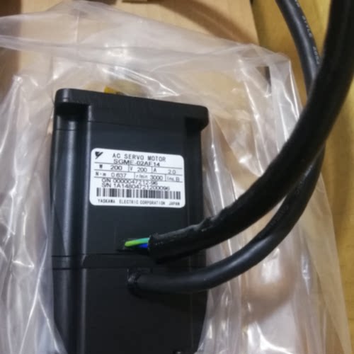 议价SGME-02AF14原装安川200W伺服马达全新质保一年现货包邮欢迎