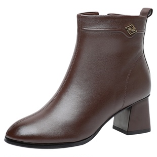 羊皮高跟短靴女秋冬粗跟中年加绒皮鞋大码真皮瘦瘦靴保暖妈妈靴子