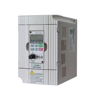 变频器三相380V1.5KW2.2千瓦风机恒压供水泵雕刻机电机调速器