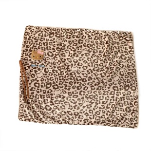 可爱豹纹Kt猫咪小毯子办公室午睡空调毛毯便携小卷毯学生午休盖毯