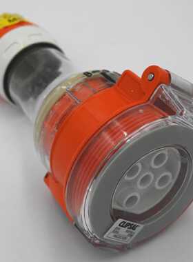 CLIPSAL 56CSC520 EXTENSION SOCKET THREE PHASE 5PIN 20A 500V