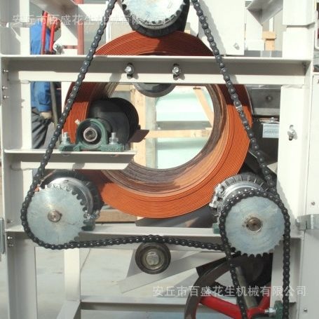 长期供应大豆湿法脱皮机 鹰嘴豆脱皮机 花生米红衣去皮机器百盛