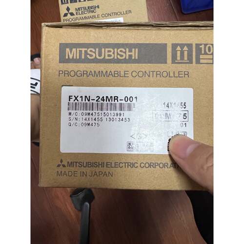 在线议价三菱PLC FX1N-24MR  翻新 功能包好 非质量问题