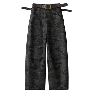今年流行超酷时尚迷彩工装裤女2025春秋新款显瘦直筒休闲弯刀裤子