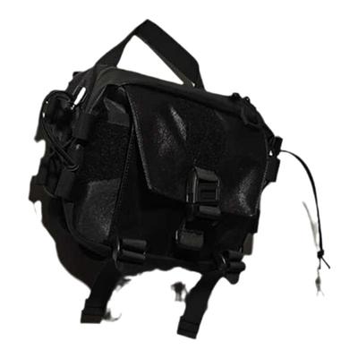 通勤机能风单肩斜挎包胸包