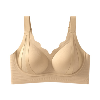 【梦芭蒂】小胸聚拢显圆无痕粉底液内衣提拉防下垂收副乳文胸罩