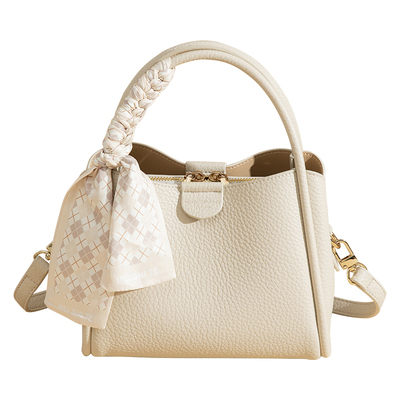 秋冬水桶包单肩斜挎包女2025新款