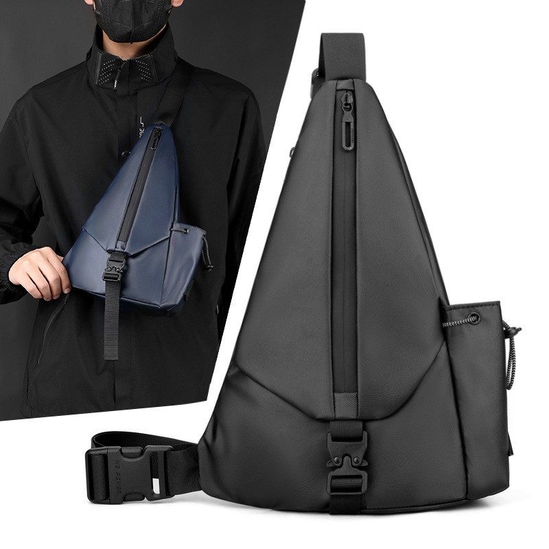 新品 皮膜男包斜挎机车胸包男士胸包单肩斜挎腋下包三角枪包