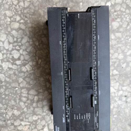 溢价-PLC主机 CP2E-N60DT-D