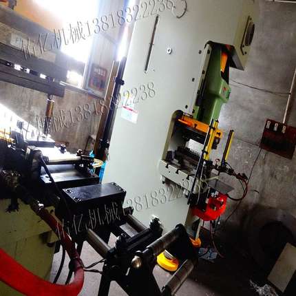 上海厂家冲床AF3C平板送料器小型输送机自动送料器输送机气动型