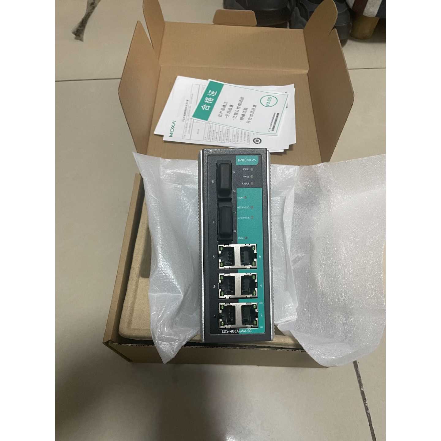 MOXA EDS-408A-MM-SC 工业以太网交换机,8