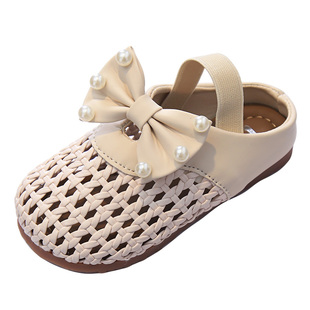 女童包头凉鞋宝宝镂空编织风2026夏季款儿童鞋女宝宝低包跟凉拖鞋