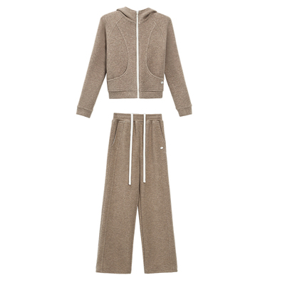 gugumini童装秋冬保暖运动套装