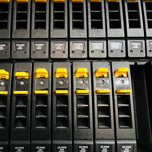 HP 3PAR 7200/7400 697389  900G议价