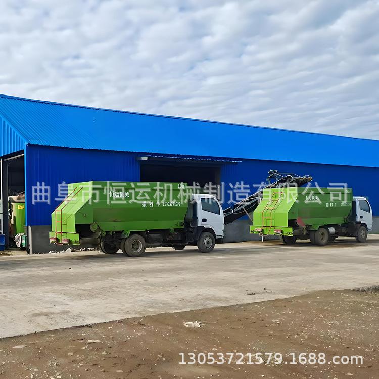 牛场撒料车 大型饲料撒料车 螺旋双侧均匀出料投料车