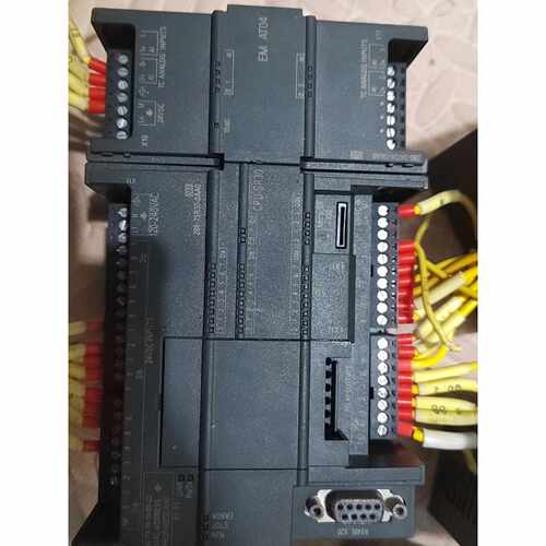 【询价】PLC，288-1SR30。模块288-3AT04。一适用