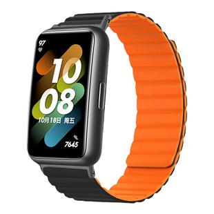 适用华为手环7/8/9/10磁吸硅胶腕带表带七八代智能运动手环代通用NFC版男女替换带配件潮官方同款非原装配件