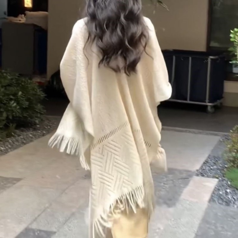 云南大理丽江海边旅游外搭民族风披肩大西北斗篷川西穿搭旗袍披风
