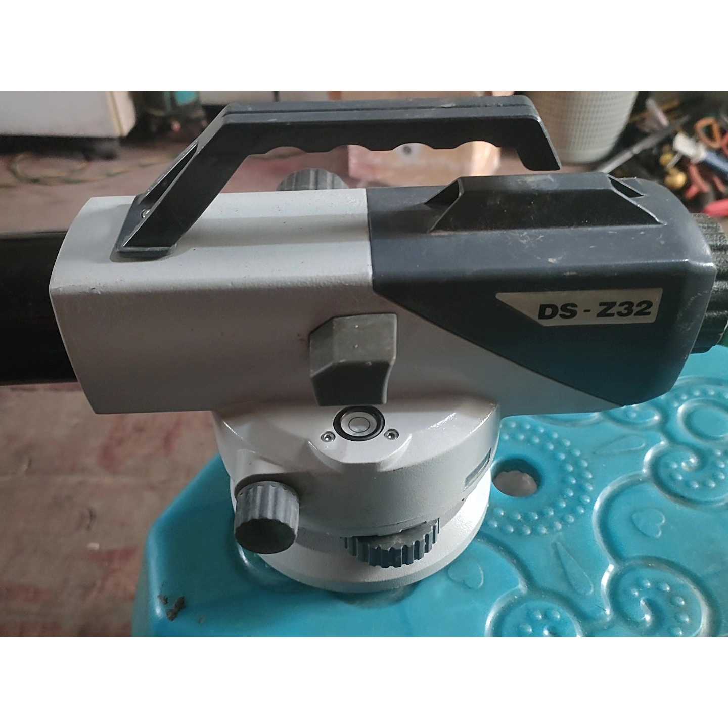 议价二手闲置物品DS-Z23水平仪，没有了包装箱，支架，精准度可