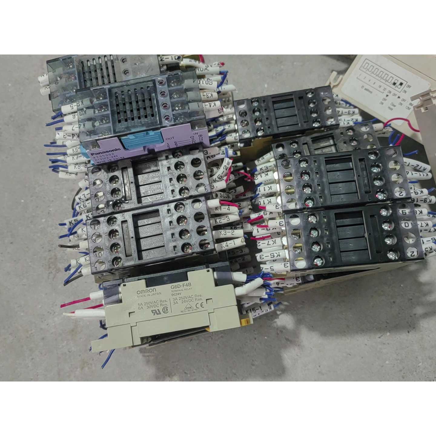 【请询价】原装终端继电器模组块G6DF4DC24V仪价出
