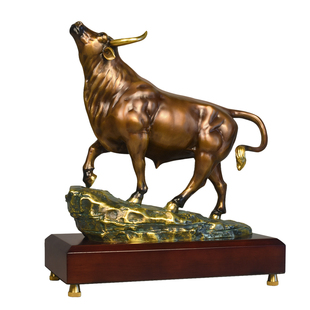 全铜牛摆件纯黄铜生肖牛气冲天华尔街旺市牛转乾坤客厅办公室摆设