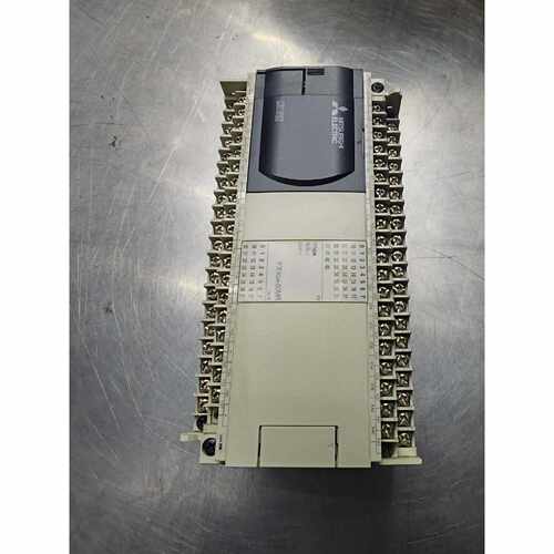 询价下单三菱plc型号FX3GA-60MR-CM拆机件一台，功能正常