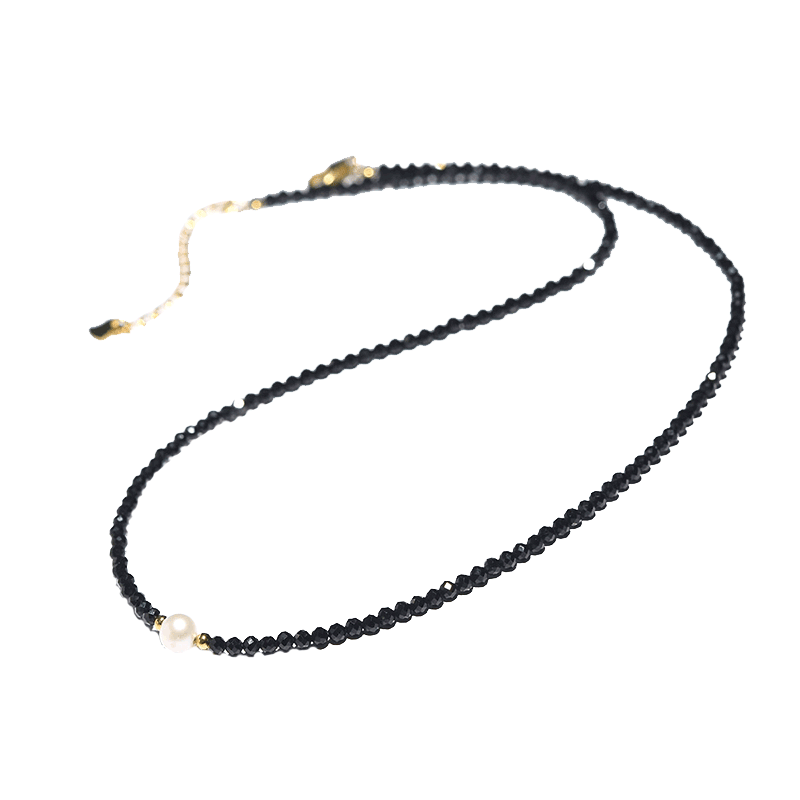 黑尖晶项链女尖晶石锁骨链黑色水晶颈链2025年新款爆款小珍珠项链