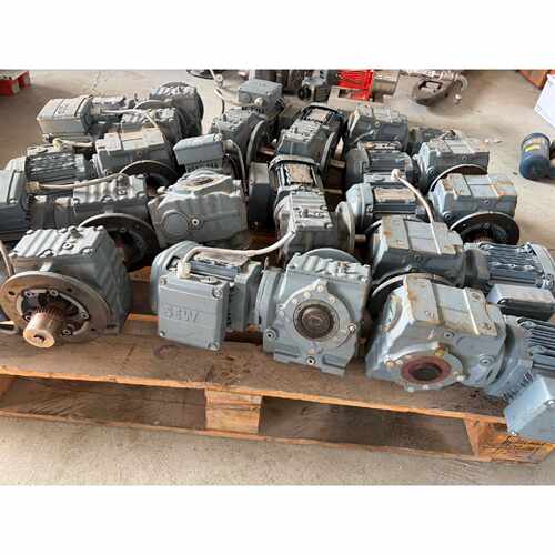 溢价-德国SEW赛威电机SAF47DRS71S40.37KW