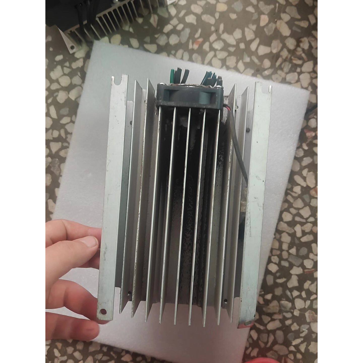议价台达变频器VFD022B43B,2.2kw/380v,工厂二
