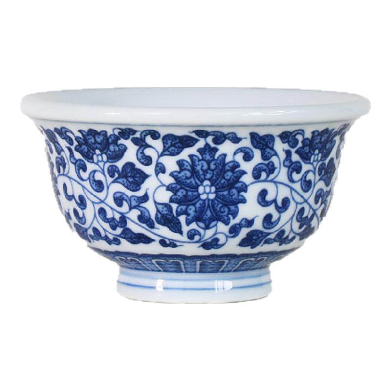 仿雍正点工青花缠枝莲小号压手杯