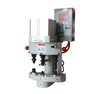 电脑气动三头打扣机鸡眼四合扣打扣机五爪扣三头钉扣机电动装钮机