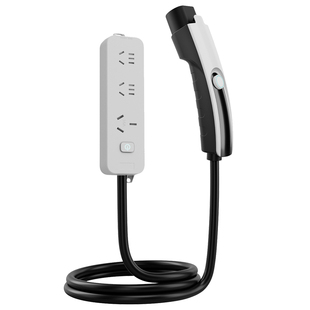 适用零跑C16新能源汽车外放电枪插排插座取电器插头对外放电设备