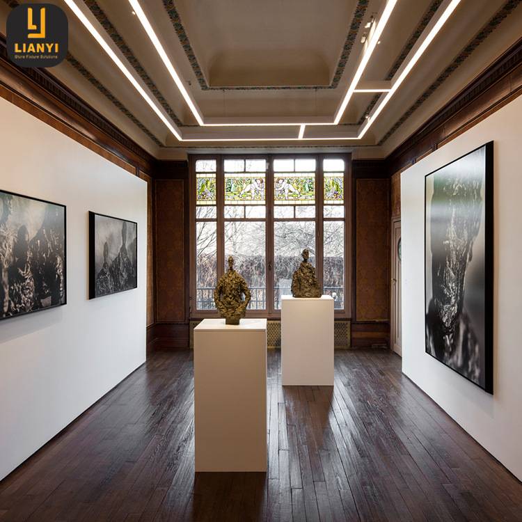 工厂定制博物馆展柜文物展览独立柜白色烤漆展台文物艺术品展示台