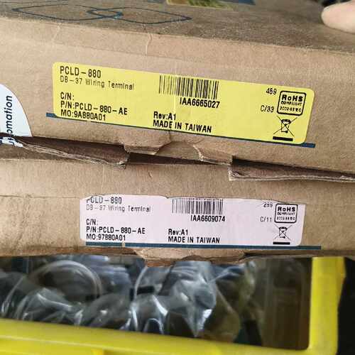 议价库存原包装研华端子板PCLD880议价500适用