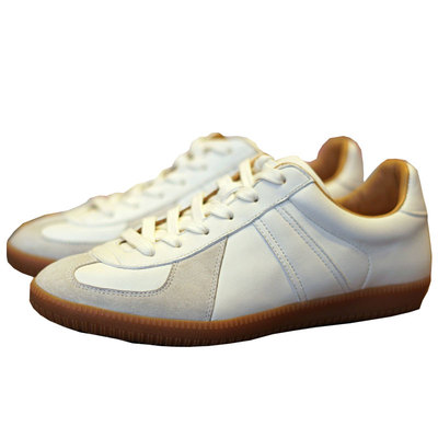 糯米白优质牛皮德训鞋