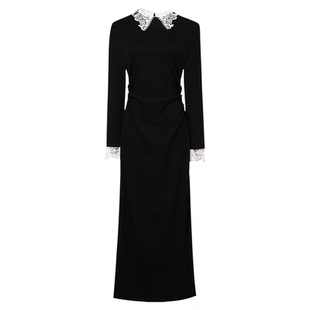 2026年早春新款轻奢撞色可取翻领长袖收腰直筒针织连衣裙