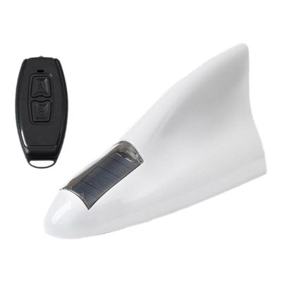 汽车鲨鱼鳍太阳能爆闪尾翼改装