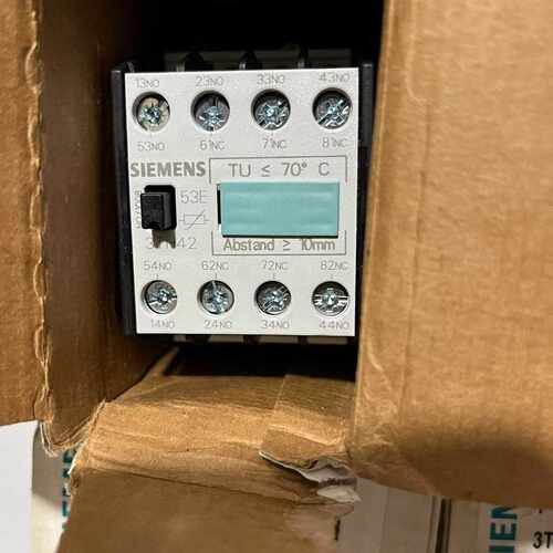 溢价-直流接触器式继电器3TH42 53-0LF4  DC1